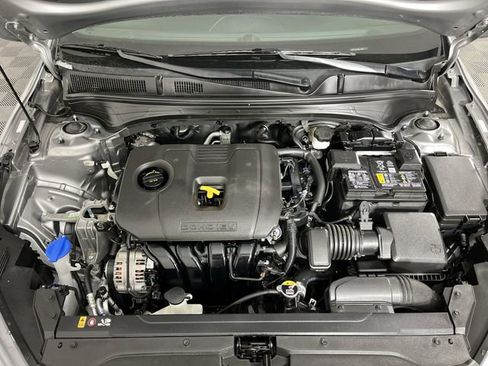 Certified 2024 Kia Forte LXS w/ LXS Technology Package image 24