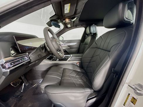 New 2026 BMW 760i xDrive w/ Executive Package AWD/4WD image 21