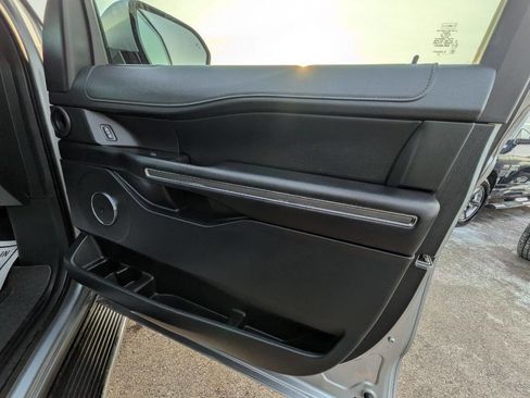 Used 2020 Ford Expedition Max XLT w/ Equipment Group 202A image 21