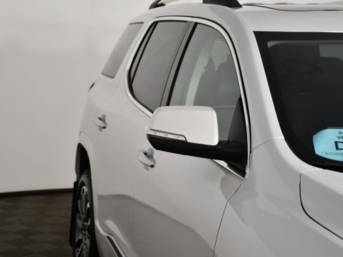 Used 2021 GMC Acadia Denali w/ Denali Ultimate Package AWD/4WD image 14
