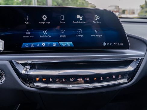 Used 2024 Cadillac Lyriq Tech RWD image 10