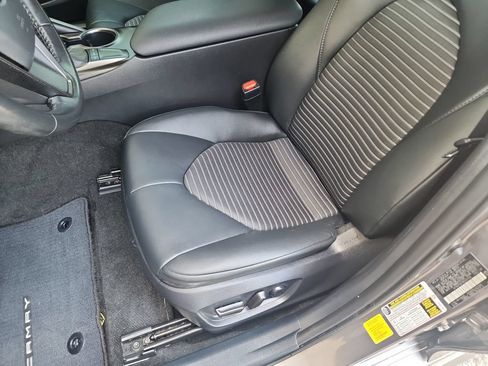 Used 2024 Toyota Camry SE FWD image 20