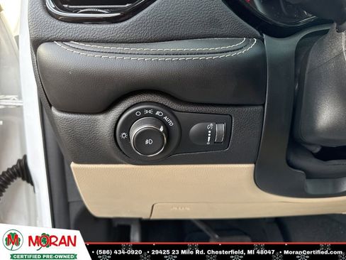 Used 2021 Dodge Durango SXT image 15