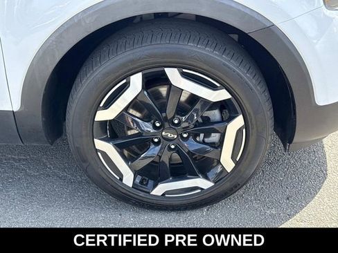 Used 2023 Kia Telluride S w/ S Sunroof Package AWD/4WD image 7