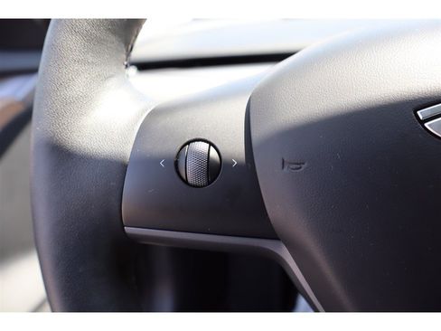 Used 2023 Tesla Model 3 Standard Range RWD image 26