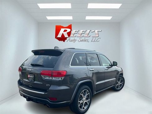 Used 2020 Jeep Grand Cherokee Overland AWD/4WD image 8