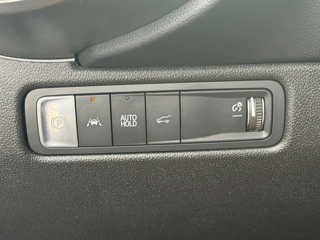 Used 2024 Chevrolet Equinox EV RS FWD image 20