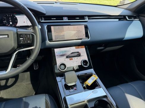 Certified 2023 Land Rover Range Rover Velar R-Dynamic S AWD/4WD image 14