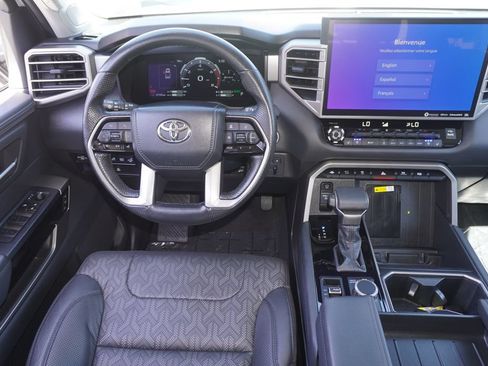 Used 2024 Toyota Tundra Limited AWD/4WD image 9