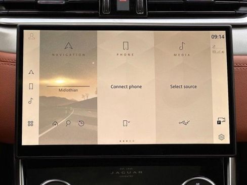 New 2024 Jaguar XF R-Dynamic SE image 21