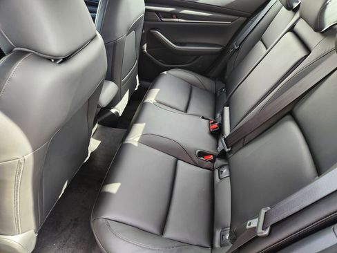 New 2026 MAZDA MAZDA3 2.5 S Sedan w/ Preferred Pkg image 18