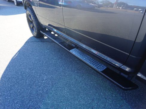 Used 2019 RAM 1500 Express w/ Wheel & Sound Group image 11