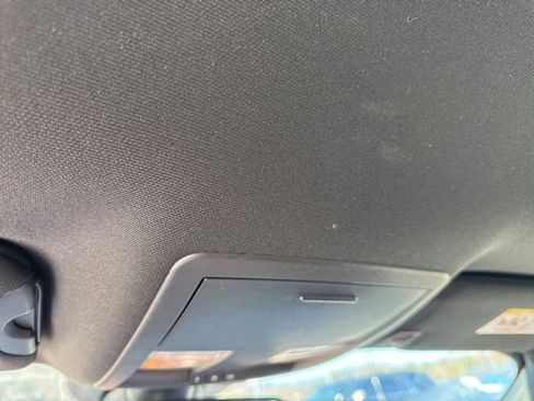 Used 2023 Dodge Challenger R/T w/ Plus Package image 25