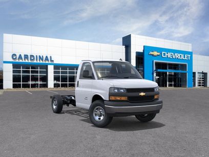 New 2025 Chevrolet Express 3500 w/ Power Convenience Package