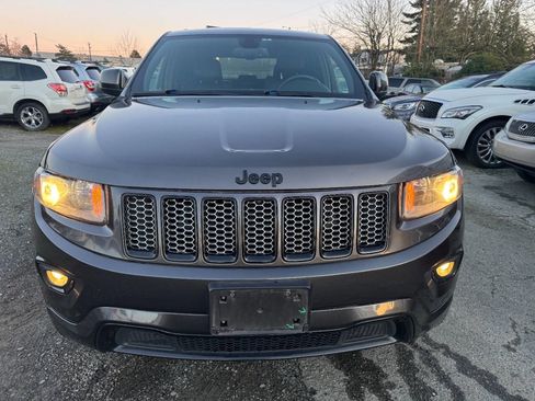 Used 2014 Jeep Grand Cherokee Altitude image 3