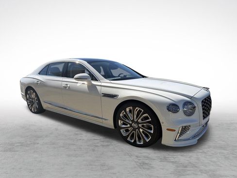New 2026 Bentley Flying Spur Plug-In Hybrid AWD/4WD image 8