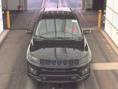 Used 2019 Jeep Compass Altitude image 2