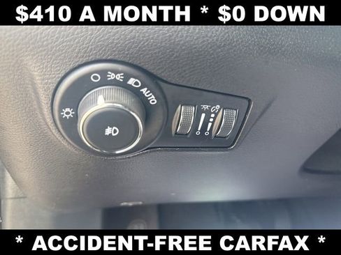 Used 2024 Jeep Compass Trailhawk w/ Sun and Sound Group image 14