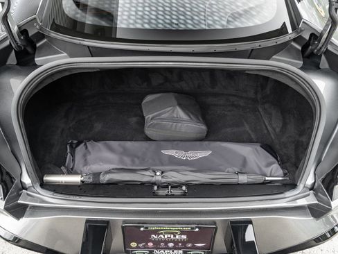 Used 2025 Aston Martin Vanquish RWD image 34