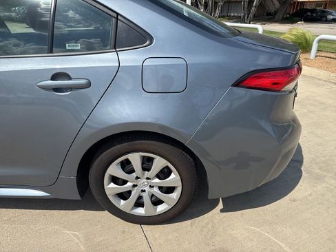 Used 2024 Toyota Corolla LE image 3