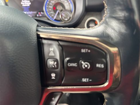Used 2019 RAM 1500 Limited image 17