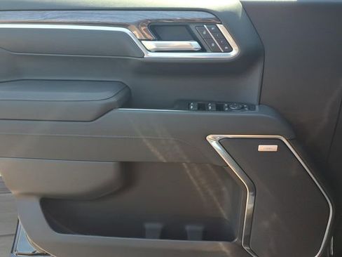 New 2026 Chevrolet Silverado 1500 LTZ w/ LTZ Premium Package image 13