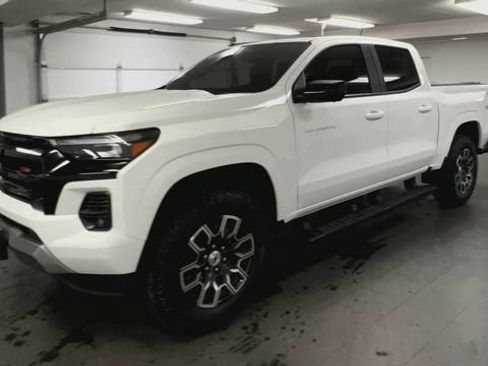 Certified 2026 Chevrolet Colorado Z71 w/ Technology Package AWD/4WD image 4