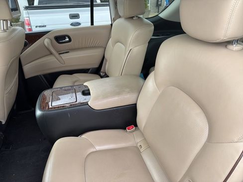 Used 2020 Nissan Armada Platinum w/ Captain's Chairs Package image 9