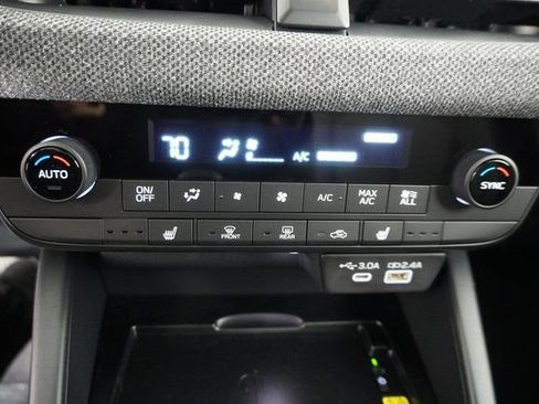 New 2026 Subaru Outback Premium image 18