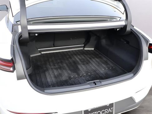 Used 2023 Toyota Crown Platinum image 18