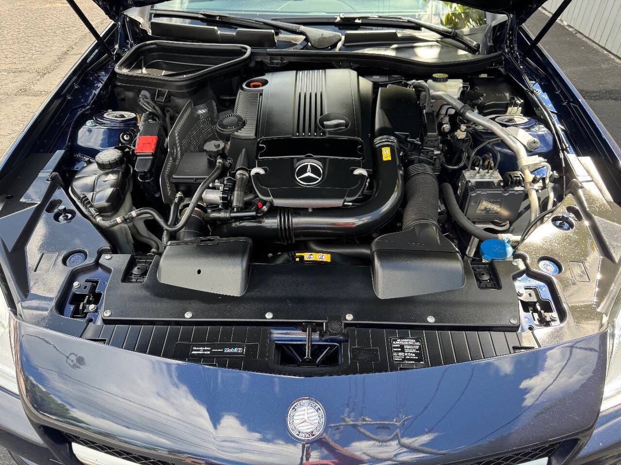 Used 2014 Mercedes-Benz SLK 250 w/ Premium Package image 21