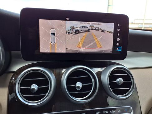 Used 2022 Mercedes-Benz GLC 300 image 31