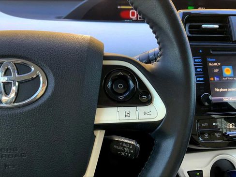 Used 2016 Toyota Prius Three Touring image 23