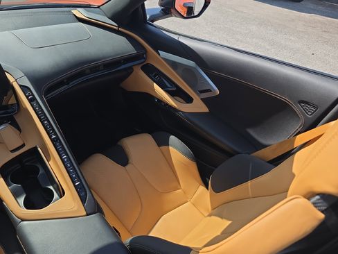 Used 2022 Chevrolet Corvette Stingray Preferred Conv w/ Z51 Performance Package RWD image 15