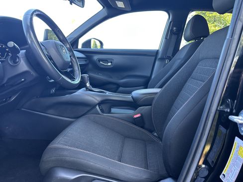 Used 2024 Honda HR-V Sport image 10
