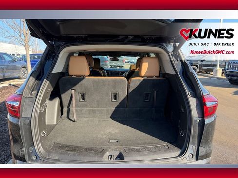 Used 2018 Buick Enclave Essence w/ Trailering Package image 7