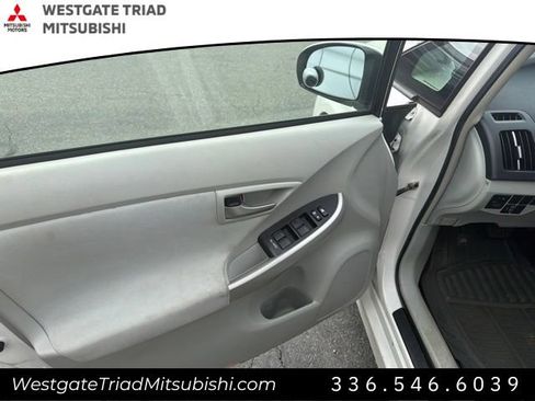 Used 2012 Toyota Prius Two FWD image 6
