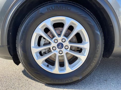Used 2020 Ford Escape SE FWD image 32