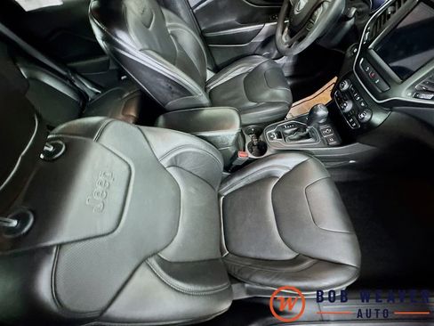 Used 2021 Jeep Cherokee Latitude Lux w/ Comfort/Convenience Group image 30