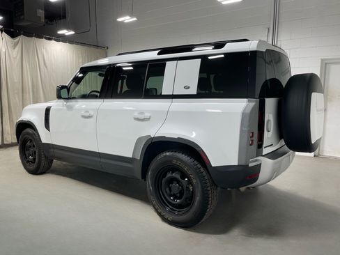 Used 2020 Land Rover Defender 110 AWD/4WD image 5