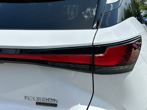 Used 2024 Lexus RX 500h F Sport w/ Convenience Package image 32