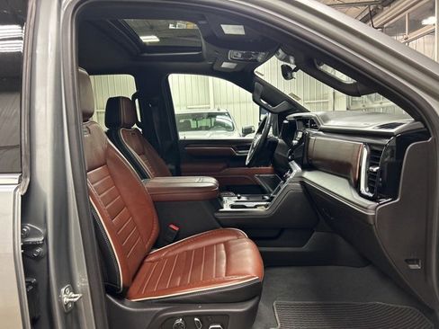 Used 2025 GMC Sierra 3500 Denali Ultimate image 27