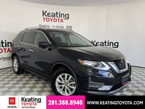 Used 2020 Nissan Rogue SV FWD image 2