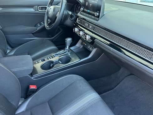 Used 2024 Honda Civic Sport image 15