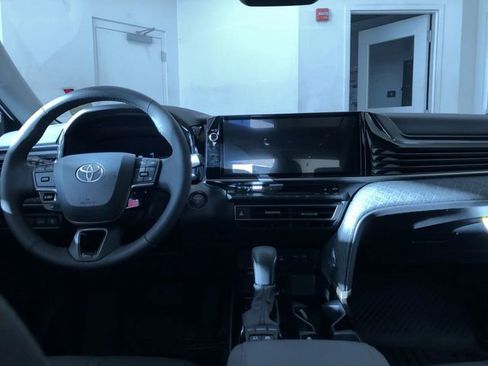 New 2026 Toyota Camry XLE image 9