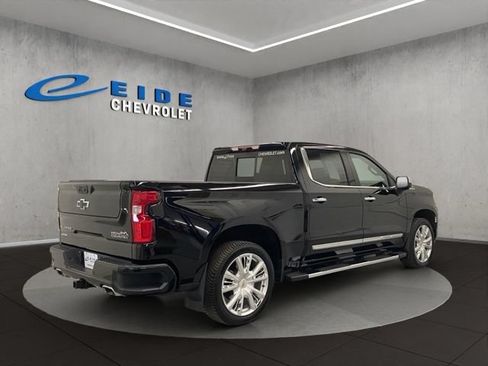 Used 2024 Chevrolet Silverado 1500 High Country w/ High Country Premium Package AWD/4WD image 15