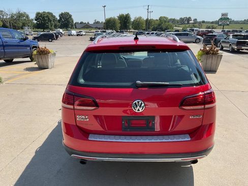 Used 2019 Volkswagen Golf Alltrack SE AWD/4WD image 8