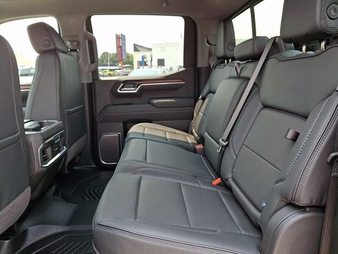 Used 2026 GMC Sierra 1500 Denali w/ Technology Package AWD/4WD image 10