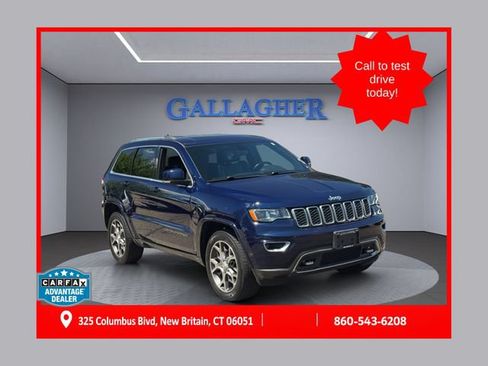 Used 2018 Jeep Grand Cherokee Limited AWD/4WD image 1