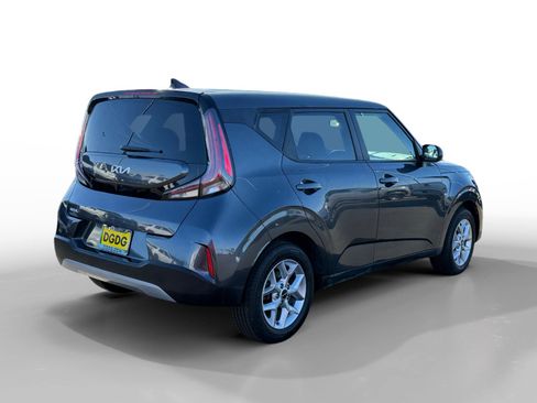 Used 2024 Kia Soul LX w/ Option Group 015 image 5